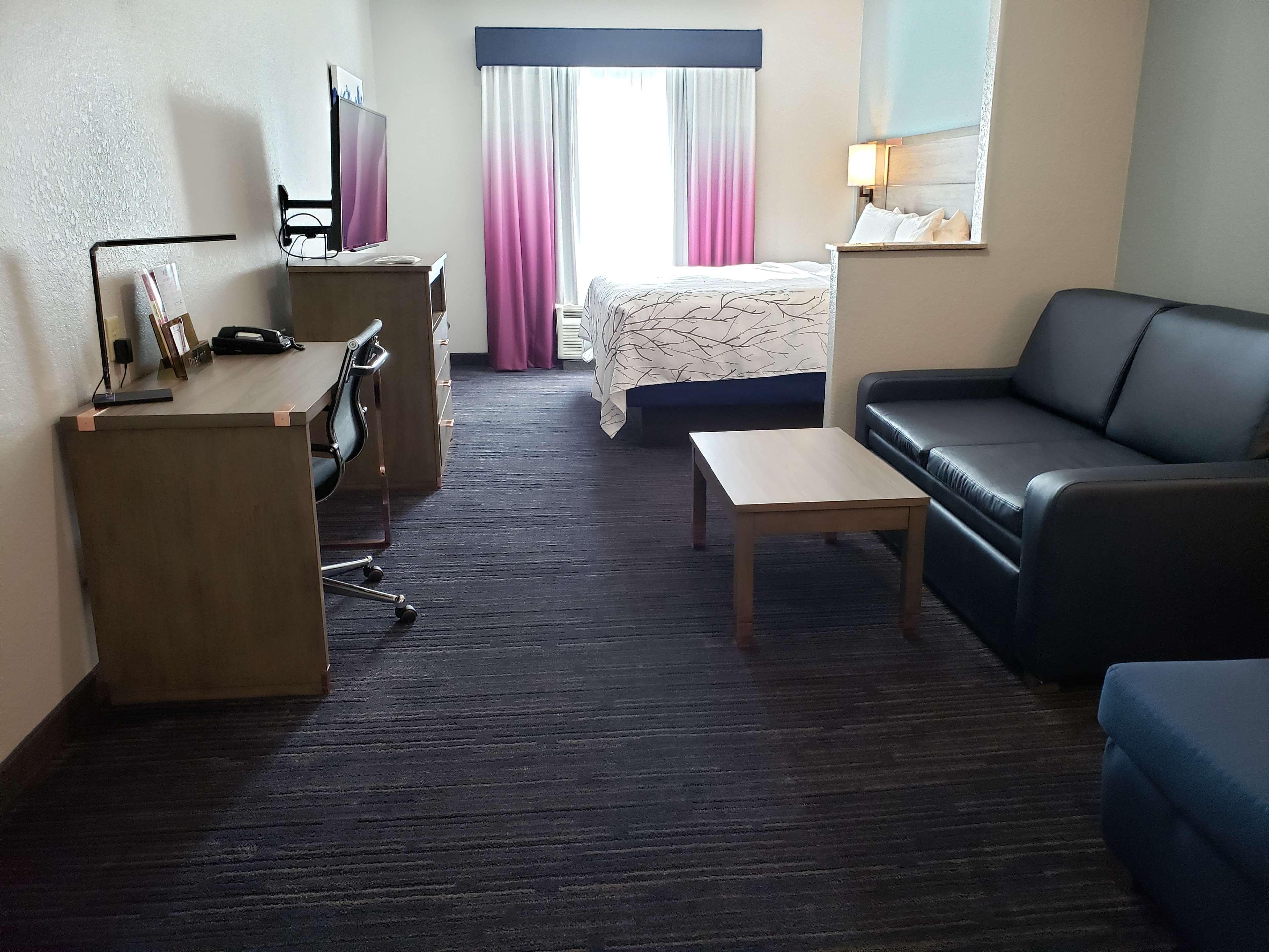 Best Western Plus San Antonio East Inn & Suites Exteriör bild