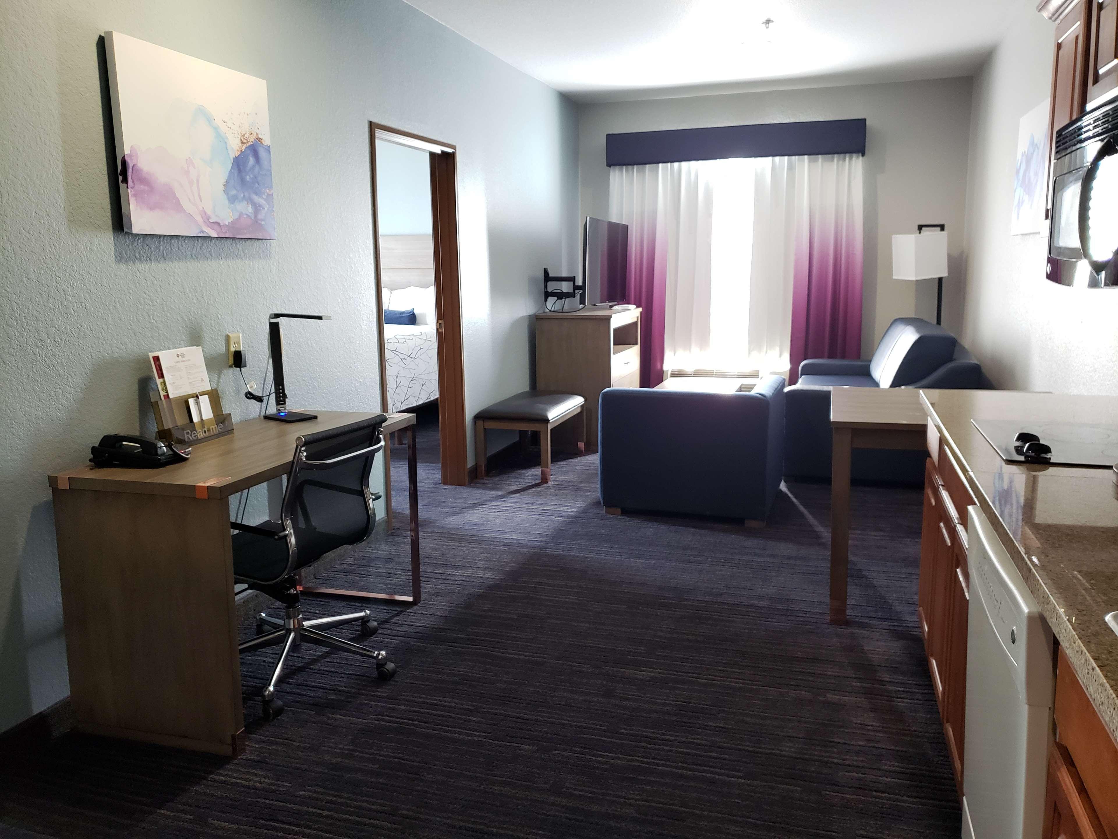 Best Western Plus San Antonio East Inn & Suites Exteriör bild