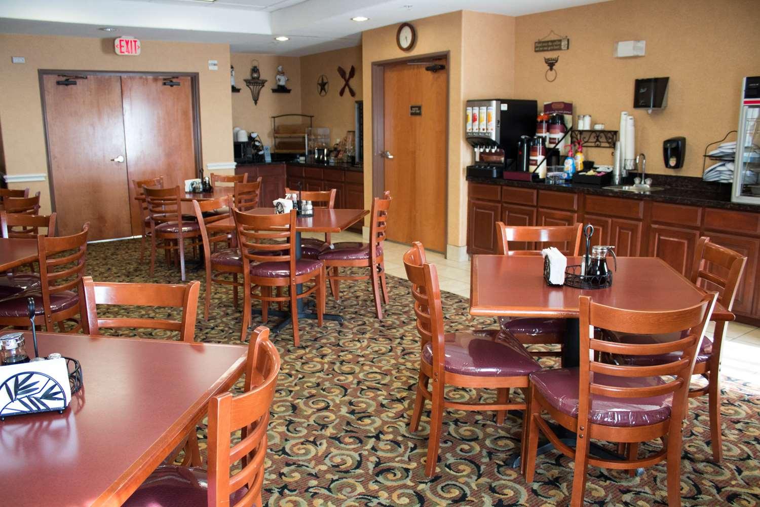 Best Western Plus San Antonio East Inn & Suites Exteriör bild