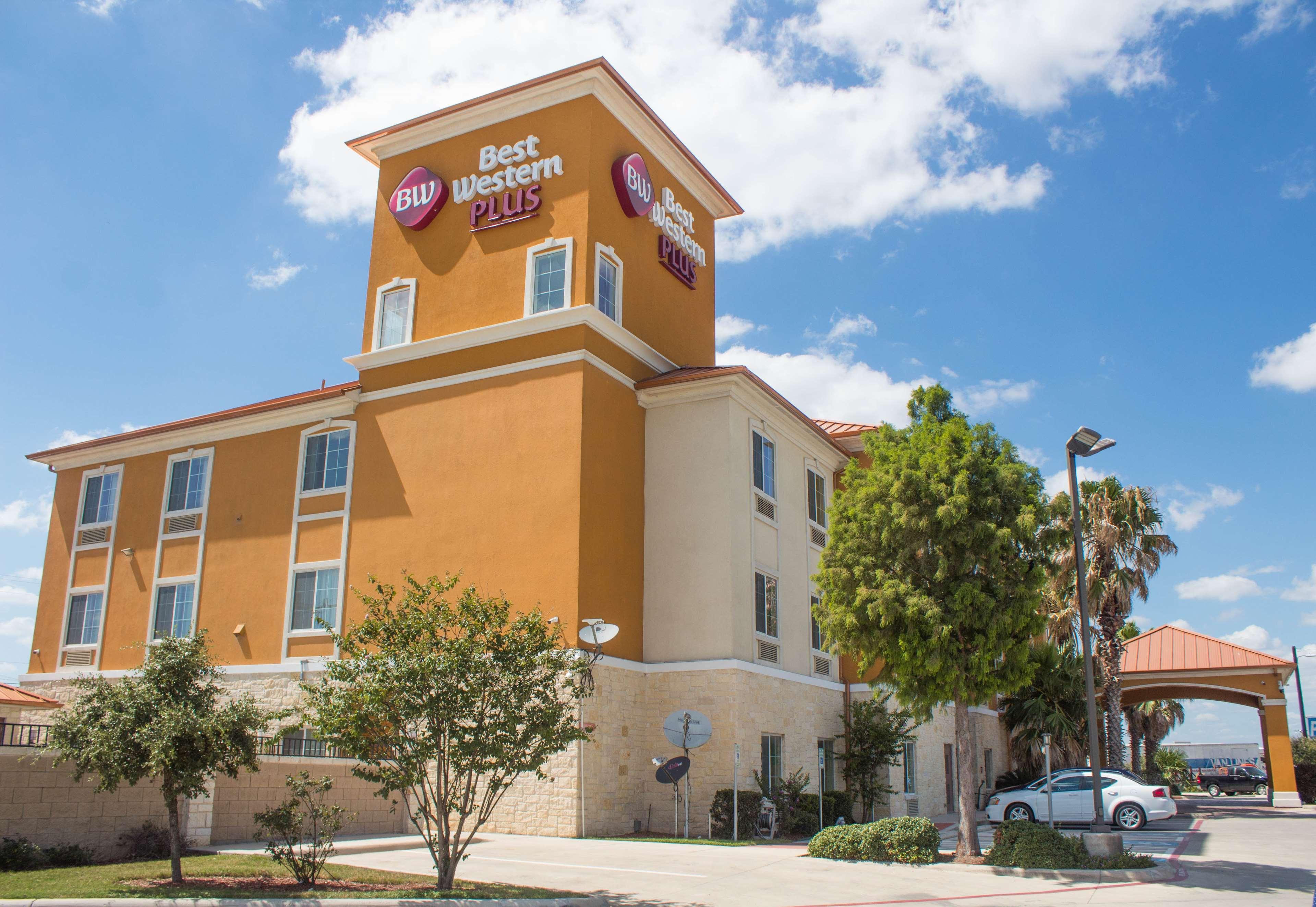 Best Western Plus San Antonio East Inn & Suites Exteriör bild