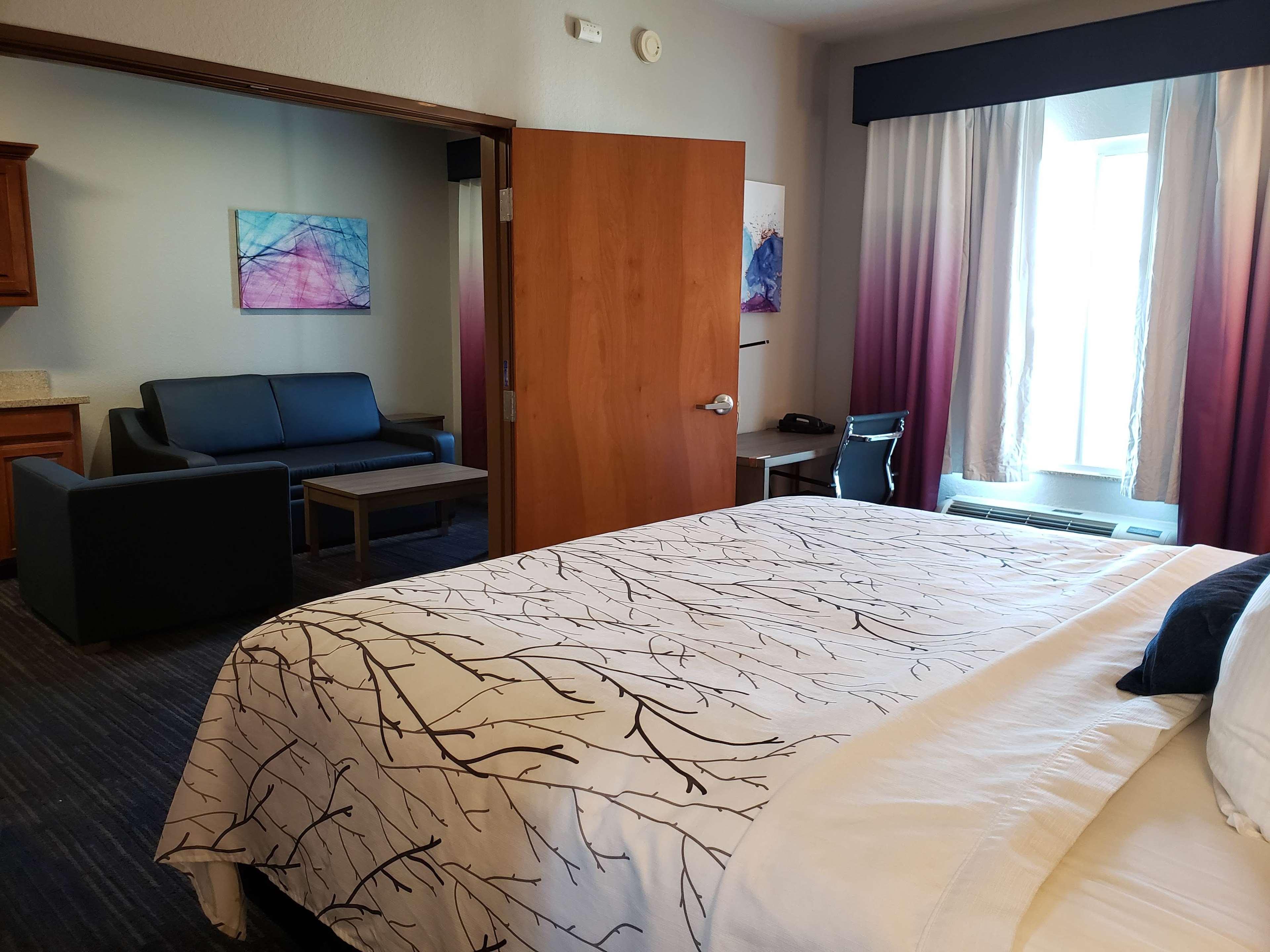 Best Western Plus San Antonio East Inn & Suites Exteriör bild
