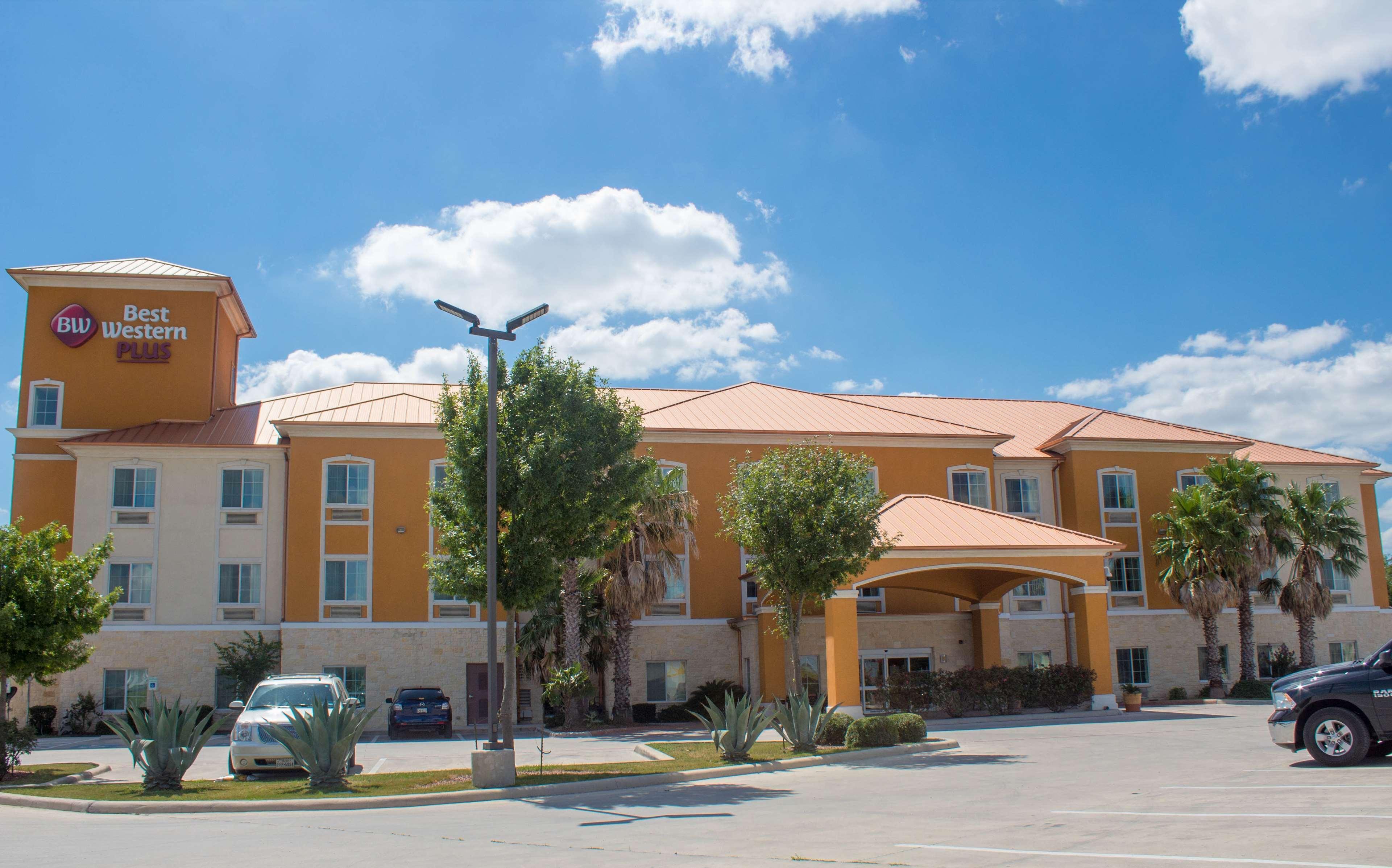 Best Western Plus San Antonio East Inn & Suites Exteriör bild