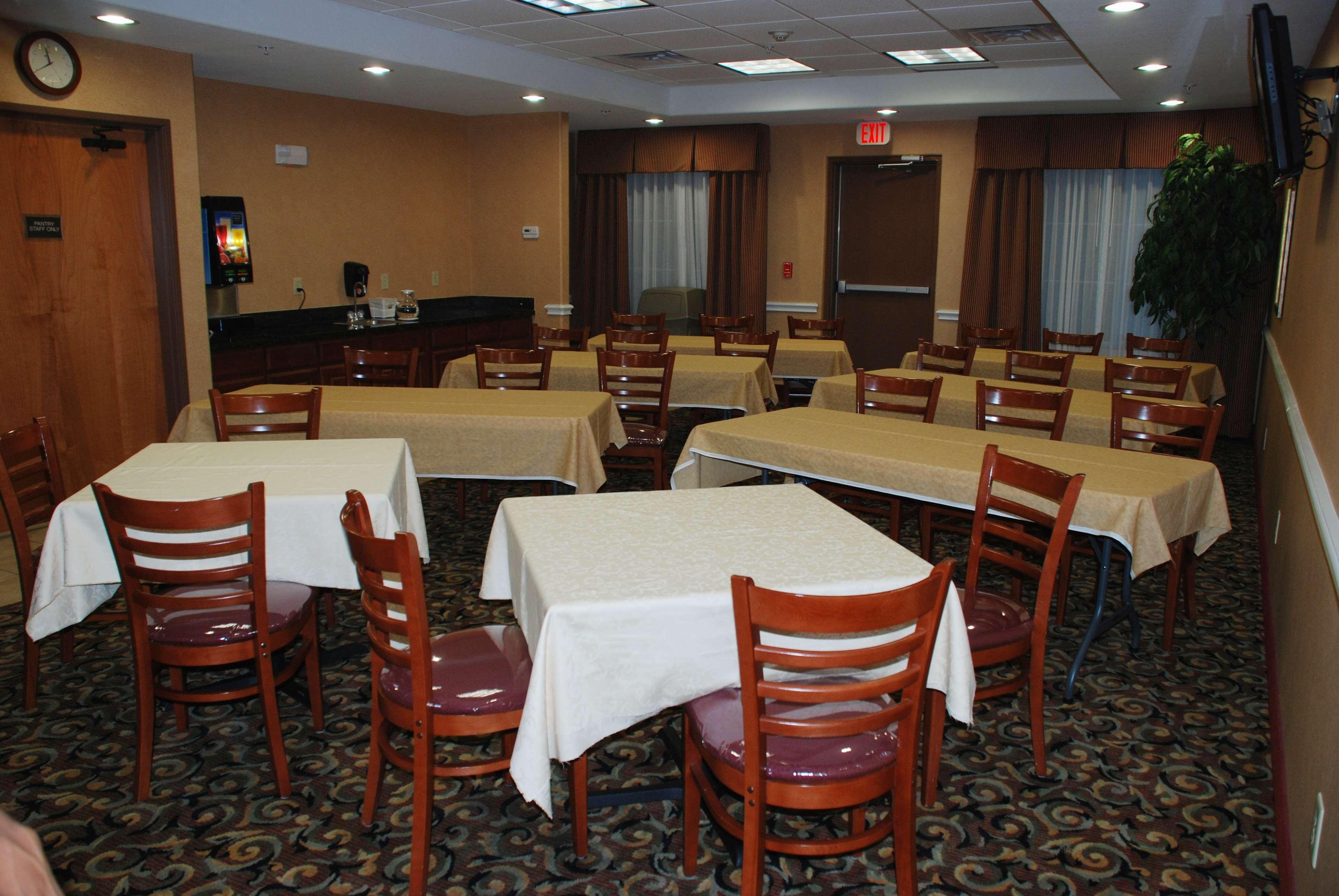 Best Western Plus San Antonio East Inn & Suites Exteriör bild